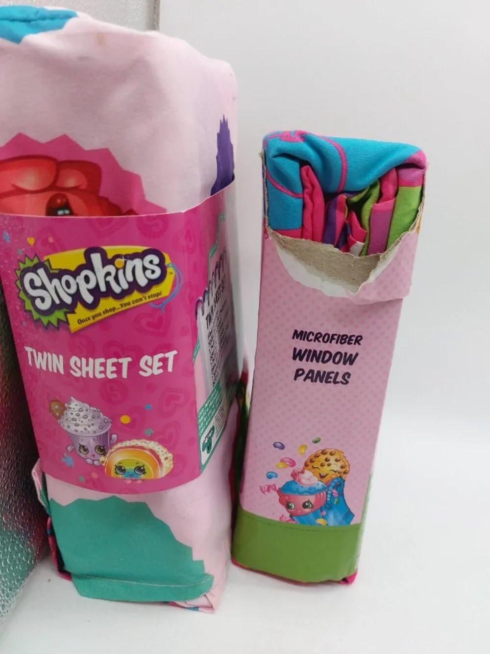 Shopkins Curtains & 3 Piece  Twin Sheet Set NWT